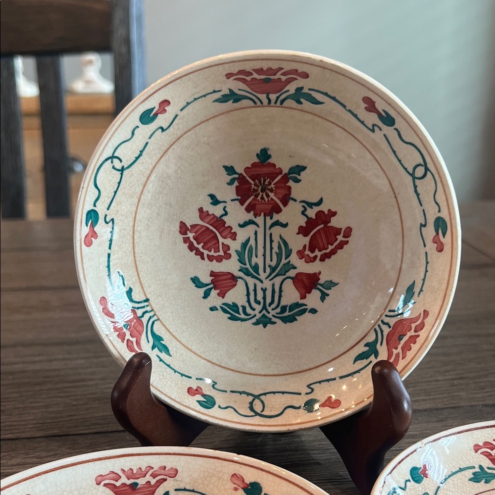 ANTIQUE Villeroy & Boch Floral Ceramic Side Bowl Set (5)